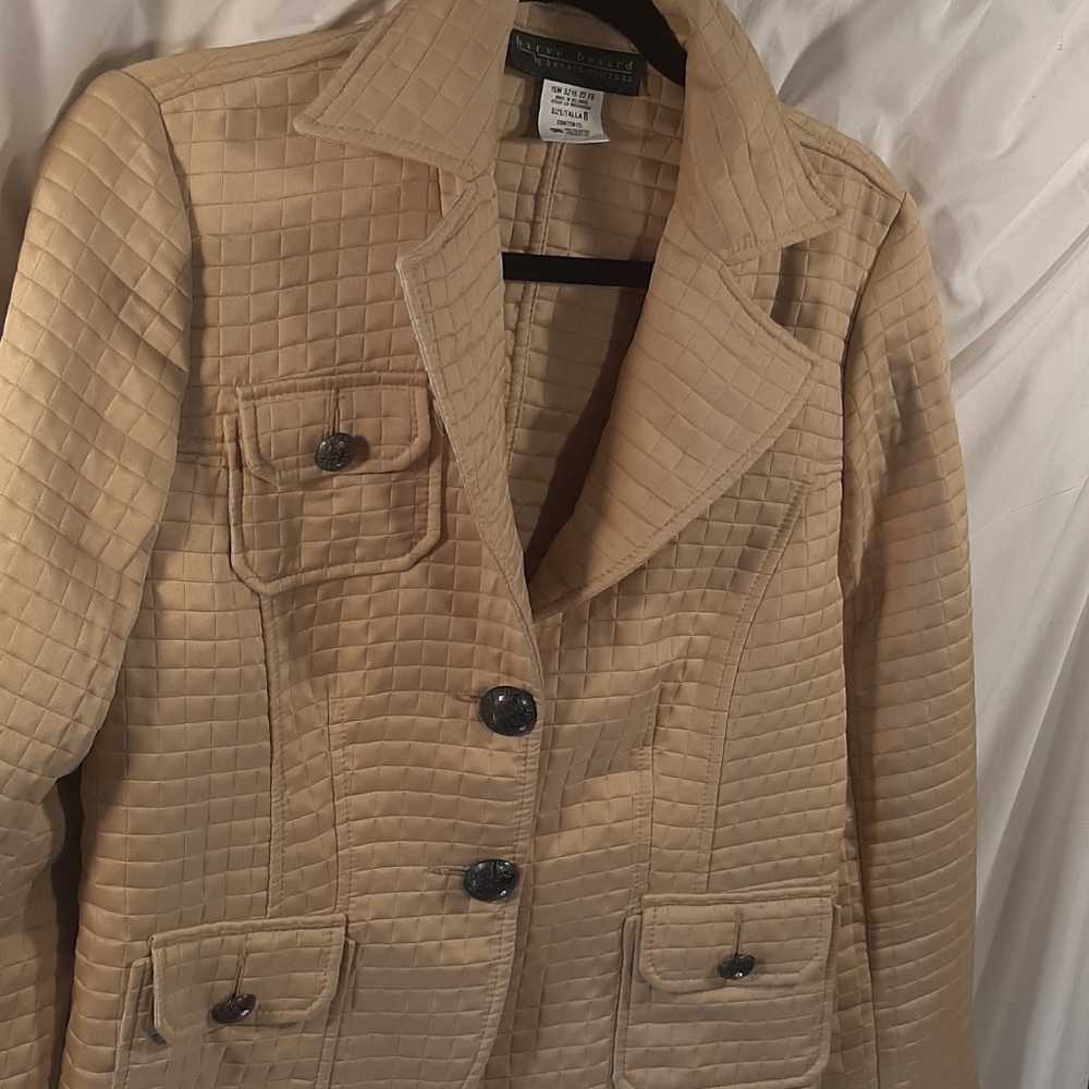 Jacket - Picture 2 of 6